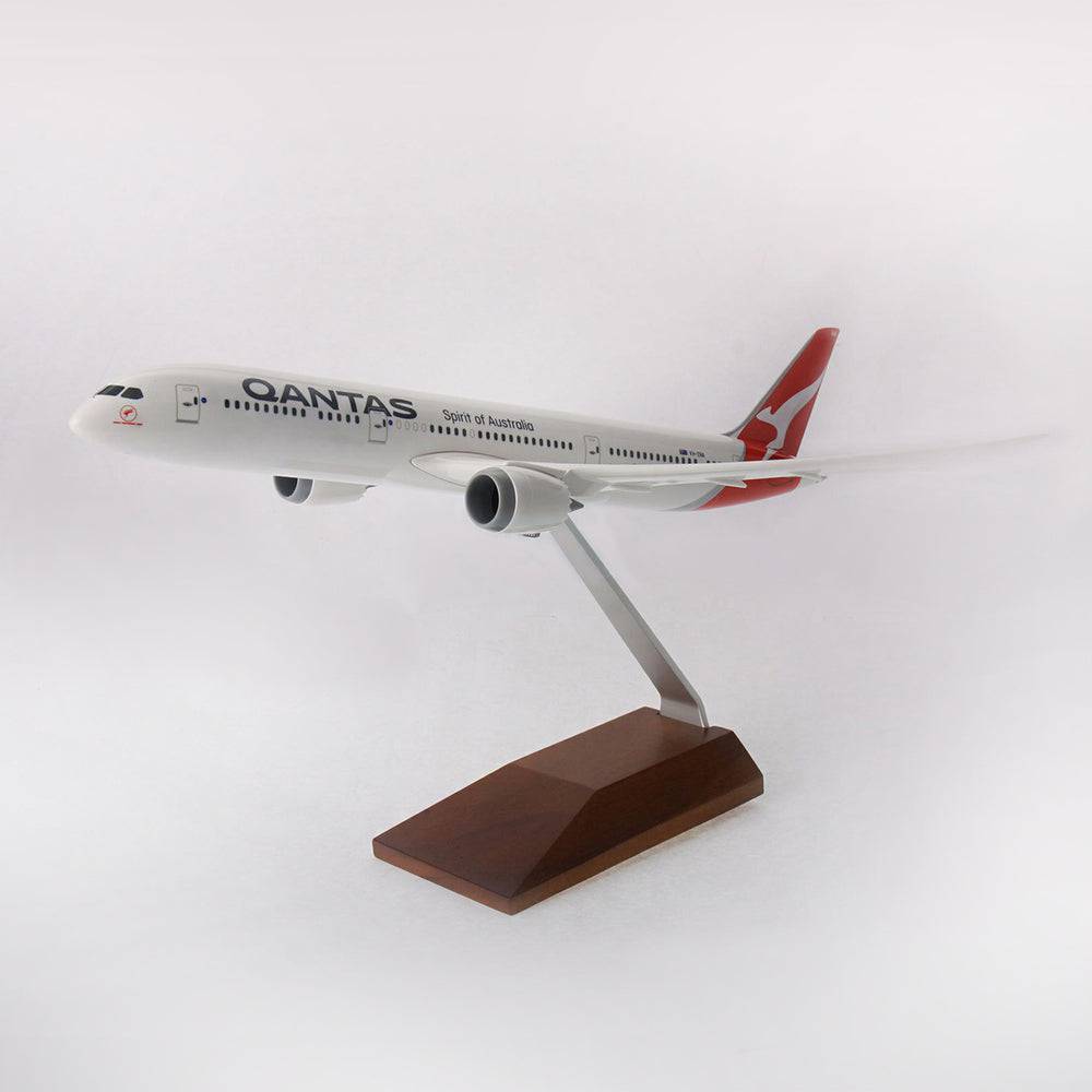 1/200 B7879 Qantas New Liver W/wdn Std