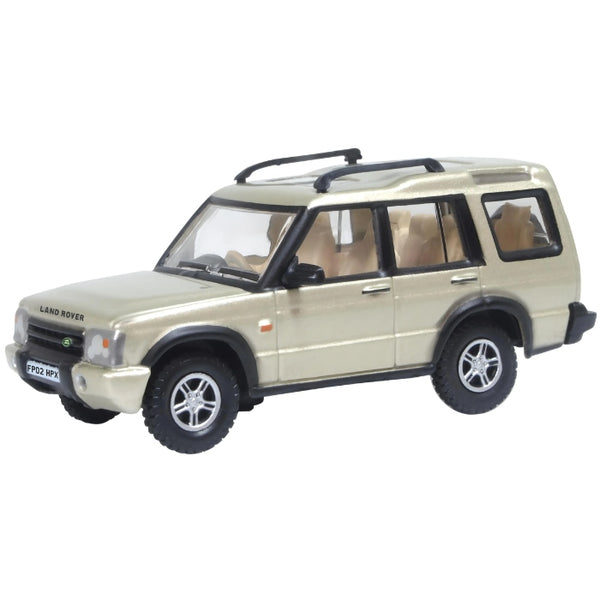 1/76 Land Rover Discovery 2 White Gold