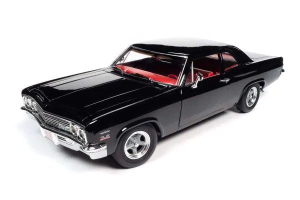 1/18 1966 Chevy Biscayne Cope Nickey