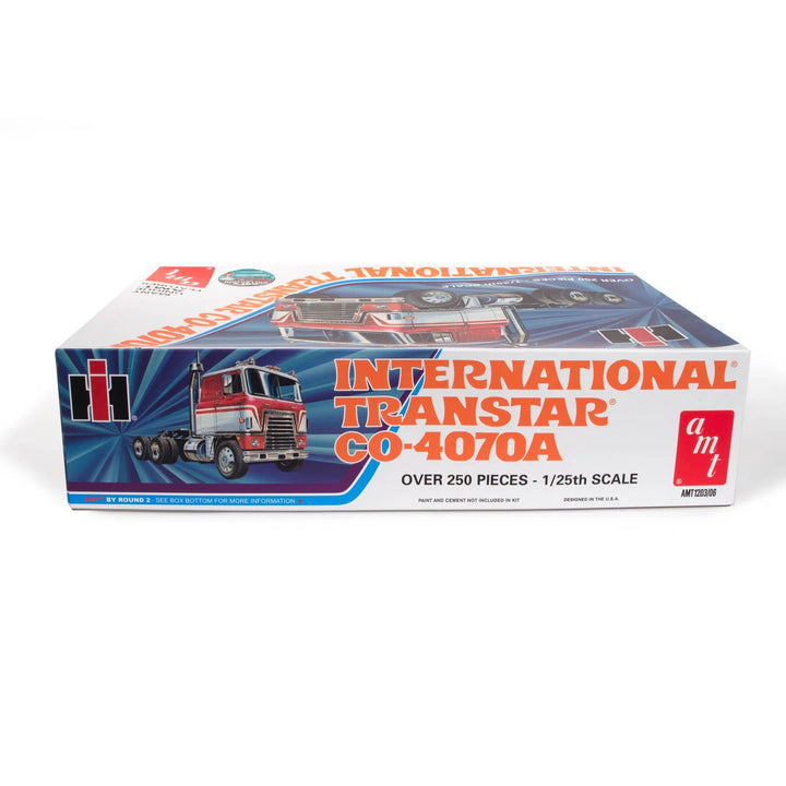 image2_1/25 International Transtar CO-4070A Semi Tractor Plastic Model Kit