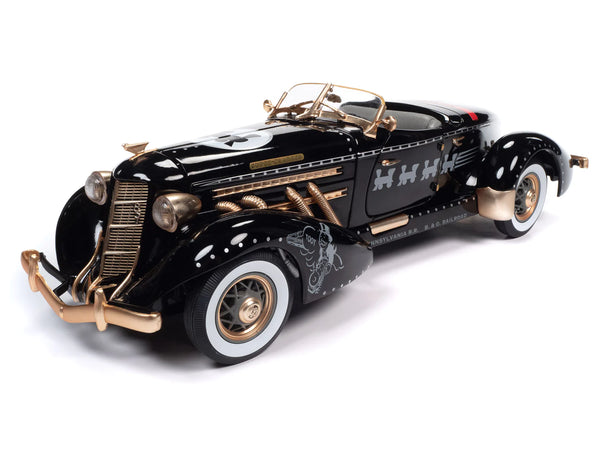 1/18 1935 Auburn 851 Speedster with Mr. Monopoly Resin Figure_1