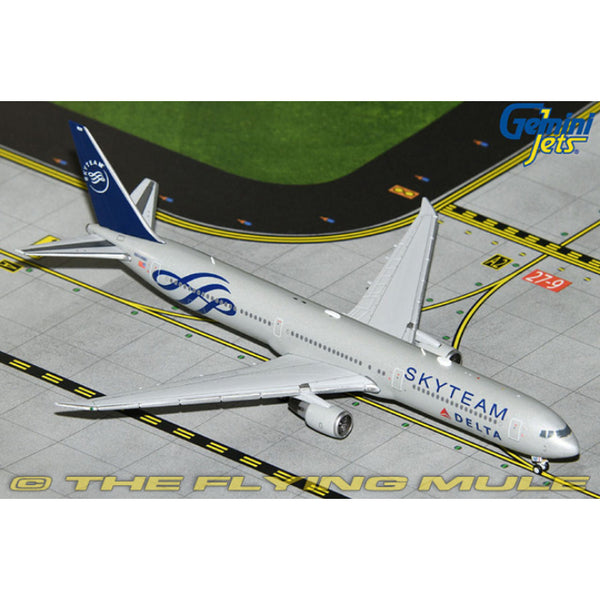 1/400 Delta Air Lines B767-400ER N844MH