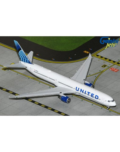 image1_1/400 United Airlines B767-400ER N76064