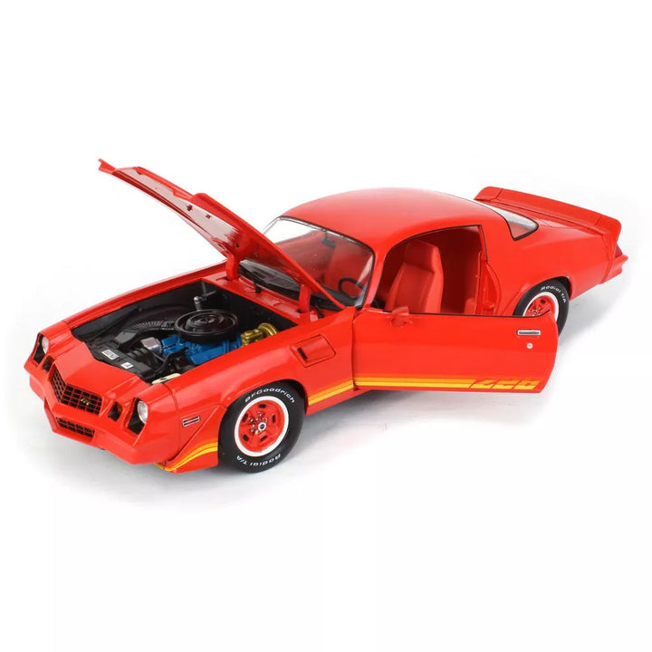 1/18 1981 Chevrolet Camaro Z/28 - Red with Orange Tri-Color Z28_5