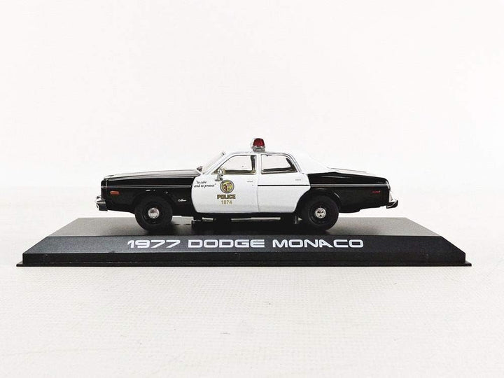 1/43 The Terminator (1984) 1977 Dodge Monaco Metropolitan Police_2