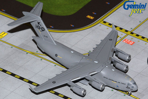 1/400 RAAF C17A Globemaster III No 36 Sqn Amberley