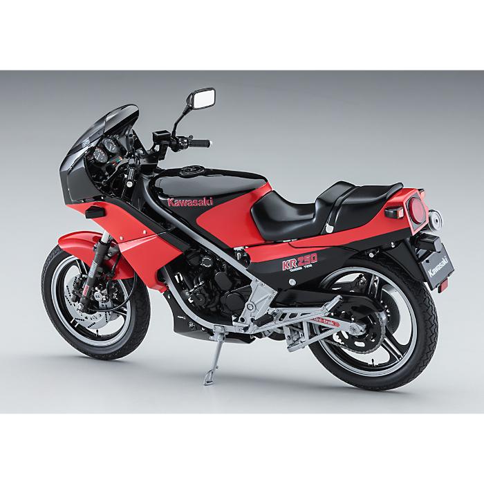 1/12  Kawasaki KR250 KR250A   BLACK/RED COLOR