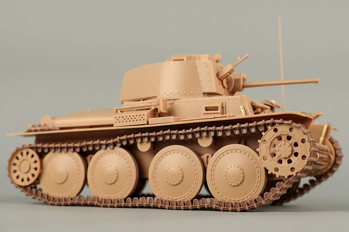 1/16 Pzkpfw 38(T) Ausf.E/F Plastic Model Kit_9