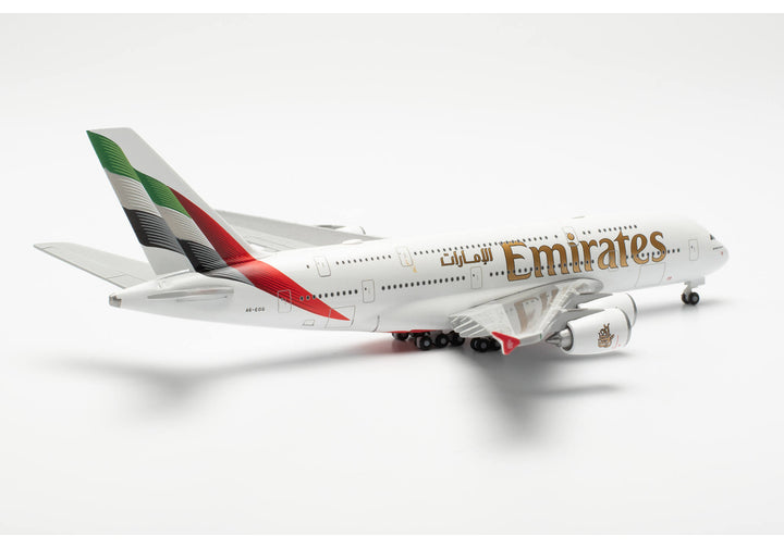 1/500 Emirates Airbus A380 - New Colors_3