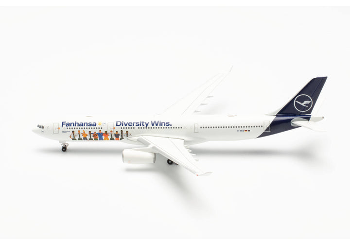 1/500 Lufthansa Airbus A330-300 "Fanhansa - Diversity Wins"_2