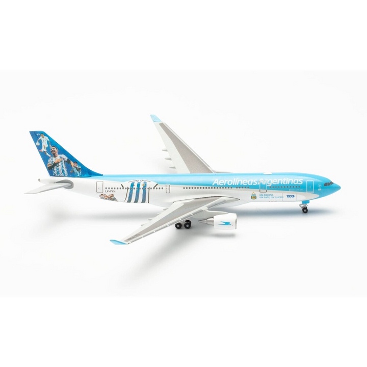 1/500 Aerolíneas Argentinas Airbus A330-200 - Selección de Argentina_1