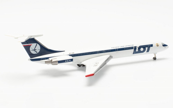 1/500 LOT Polish Airlines Ilyushin IL-62M_4