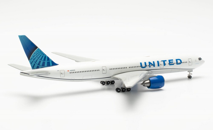 1/500 United Airlines Boeing 777-200_4