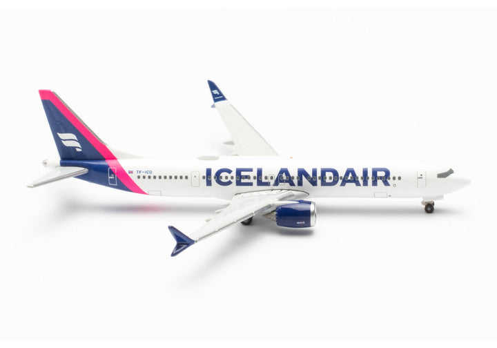 1/500 Icelandair Boeing 737 Max 9 - Magenta Tail Stripe_1