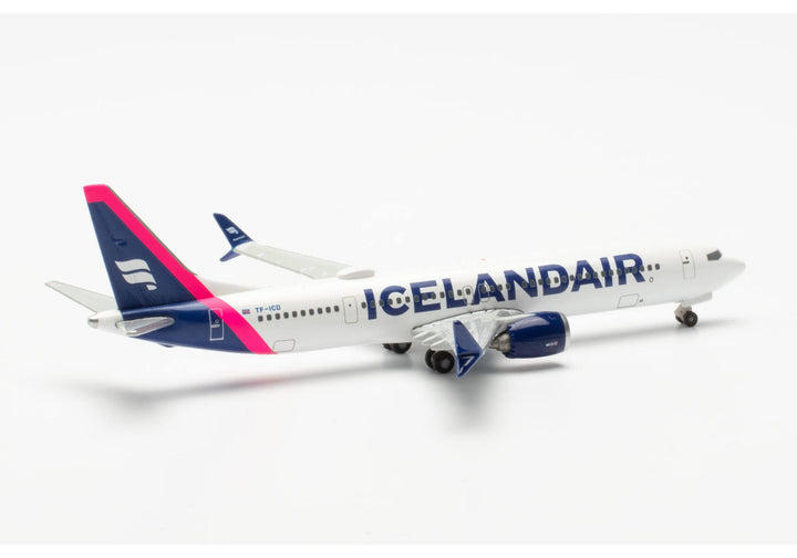 1/500 Icelandair Boeing 737 Max 9 - Magenta Tail Stripe_3