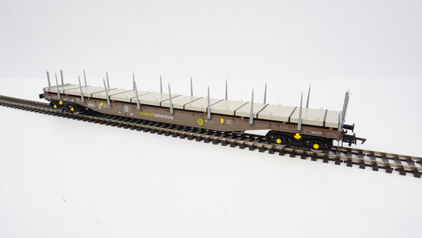 OO Cargowaggon Railadventure Grey with Concrete Panel Load - TW Cargowaggon FLAT - 5115