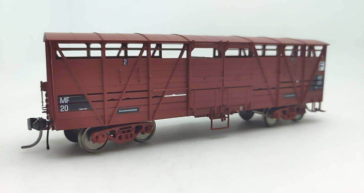 HO Scale VR Cattle Wagon 3-Pack E Contents MF7 MF21 MF23_4