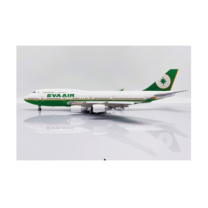 EVA Air B747400 B16411 (with limited edition Aviationtag) (Flaps Down)_2