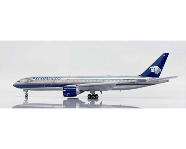 1/400 Aeromexico Boeing 777-200ER N745AM (Flaps Down)