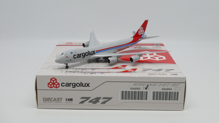 1/400 Cargolux B747-8F LX-VCE "50 Years"_3