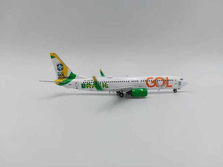 1/400 GOL B737-800 PR-GXB ''Gol Do Brasil''_3