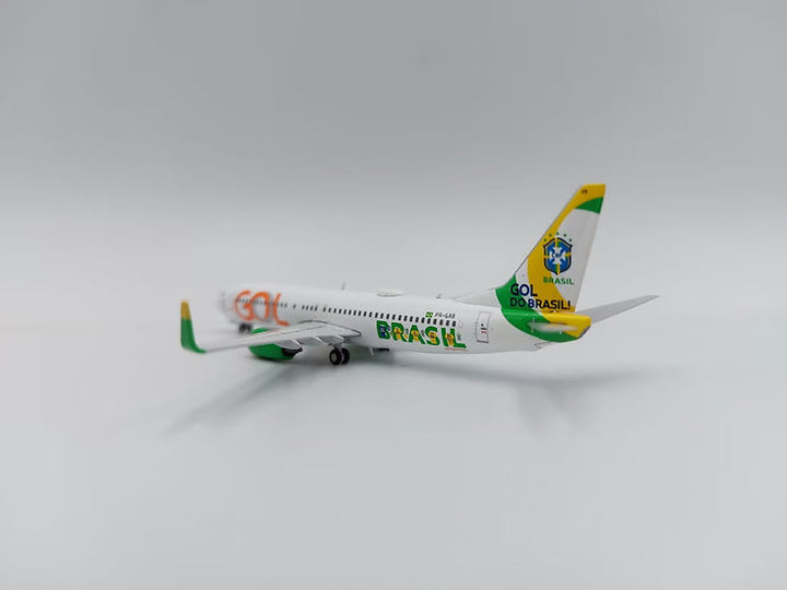 1/400 GOL B737-800 PR-GXB ''Gol Do Brasil''_4