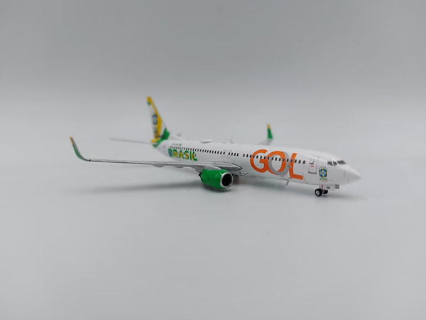 1/400 GOL B737-800 PR-GXB ''Gol Do Brasil''_1