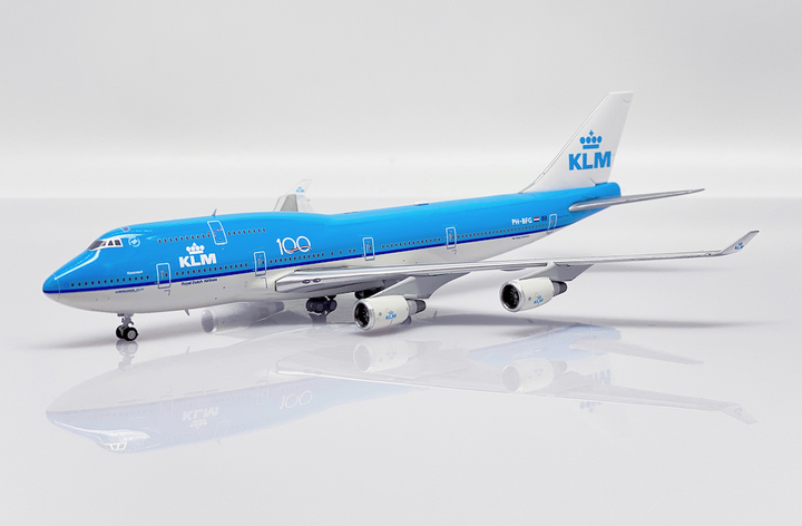 1/400 KLM B747-400 PH-BFG "100" (with Limited Edition Aviationtag)_1