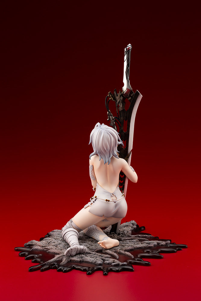 1/7 Artfx Code Vein J Io Cuddling The Sword_5