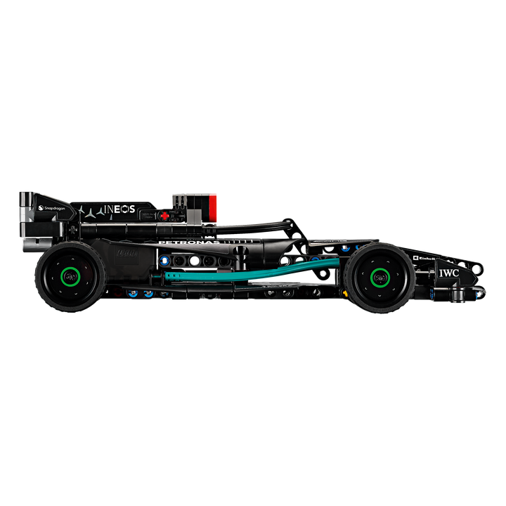 Mercedes-AMG F1 W14 E Performance Pull-Back_4