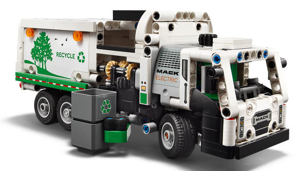 Mack LR Electric Garbage Truck_1