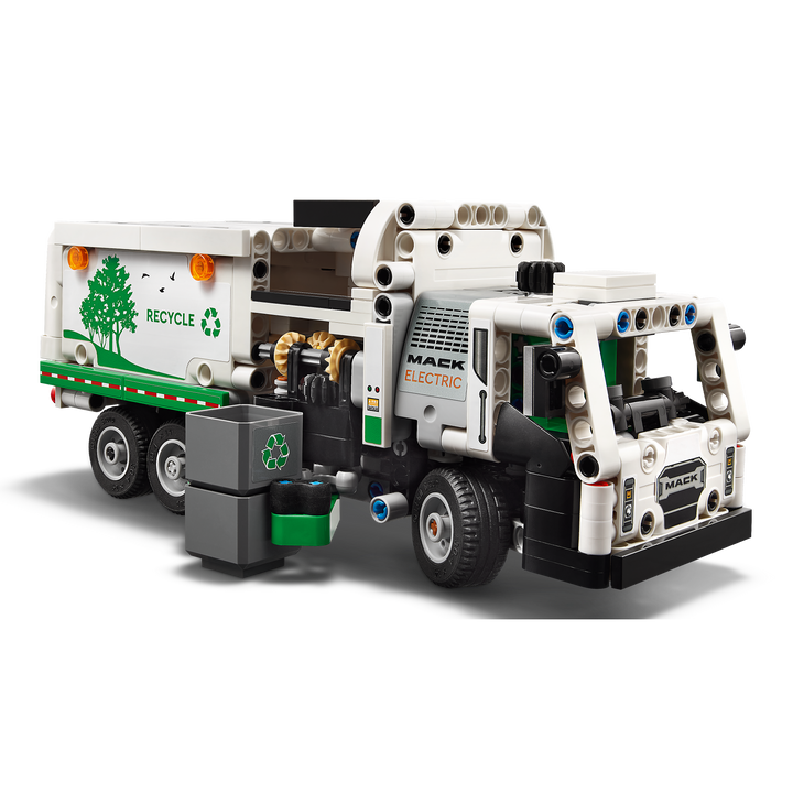 Mack LR Electric Garbage Truck_1