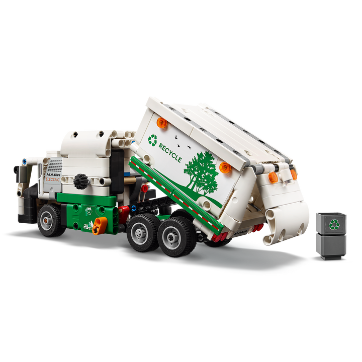 Mack LR Electric Garbage Truck_7