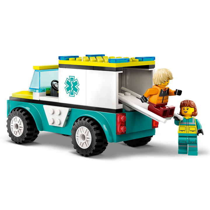 Emergency Ambulance and Snowboarder_7