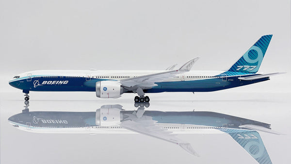 1/400 Boeing Company B777-9 N779XX (Folded Wings)