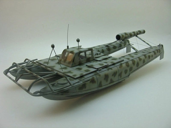 1/35 German Sprengboot "Tornado"