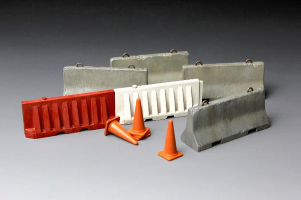 1/35 Concrete & Plastic Barrier Set