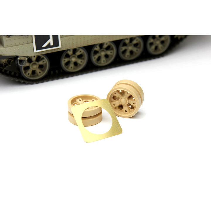 1/35 Israel Heavy Armoured Personnel Carrier Achzarit Early_10