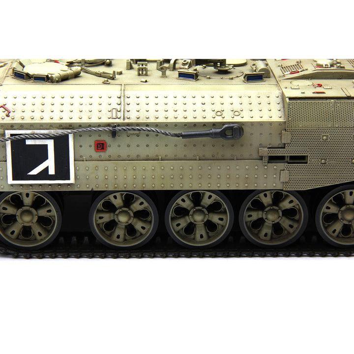 1/35 Israel Heavy Armoured Personnel Carrier Achzarit Early_5