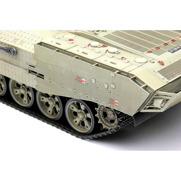 1/35 Israel Heavy Armoured Personnel Carrier Achzarit Early_6