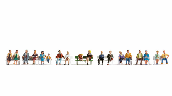 HO HO XL Set Sitting People