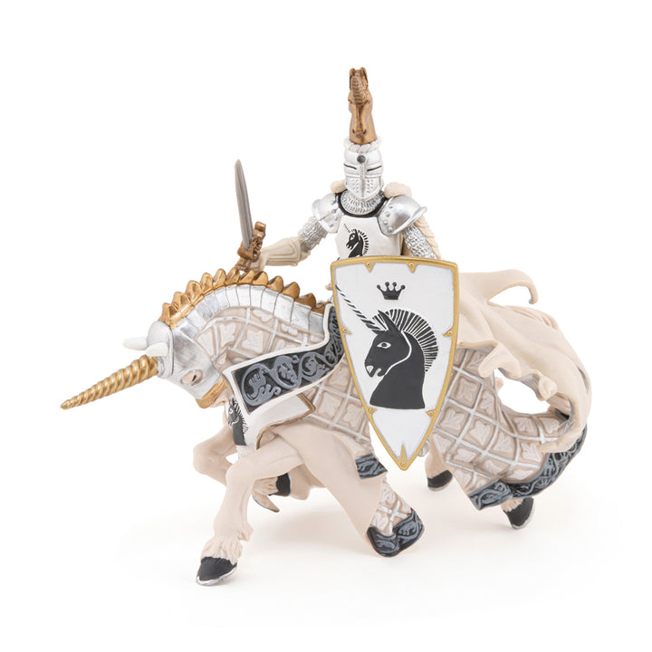 Weapon Master Unicorn Figurine_10