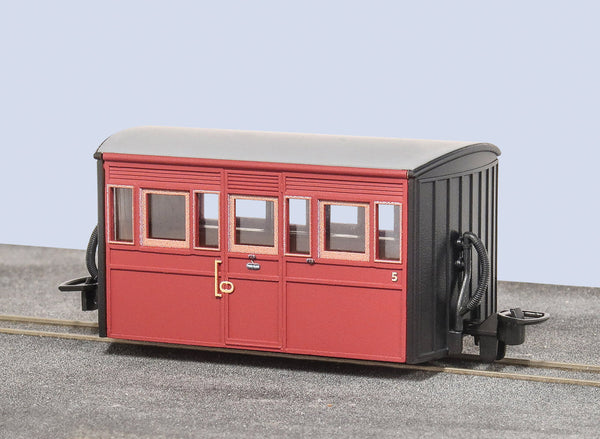 OO 9 Ffestiniog Railway 1970s/80s Preservation Livery No.5