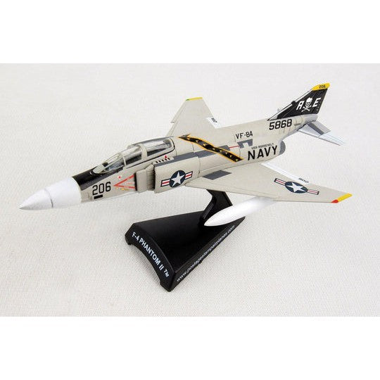 1/155 F-4 Phantom II Jolly Rogers_2