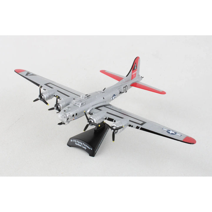 1/155 B-17G Flying Fortress Yankee Lady_2