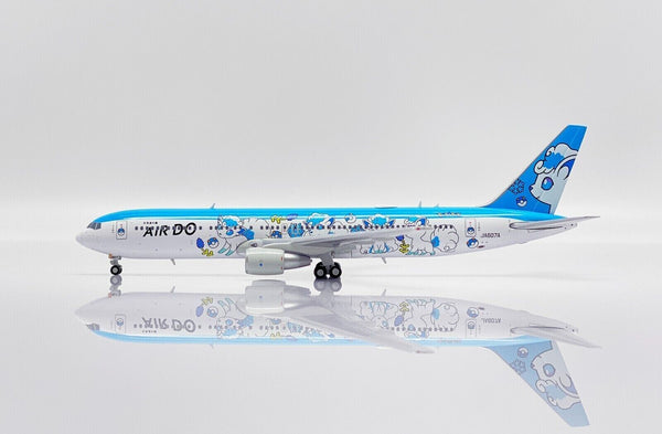 1/400 Air DO B767-300(ER) Vulpix Jet Hokkaido