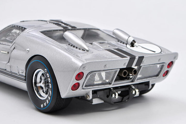 1/18 #7 1966 Ford GT40 Mk II Silver_11