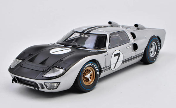 1/18 #7 1966 Ford GT40 Mk II Silver_1