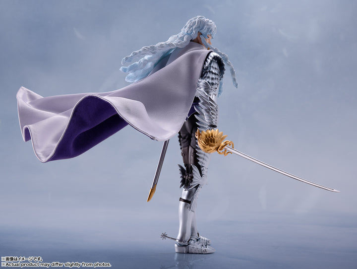 S.H.Figuarts Griffith (Hawk Of Light)_2