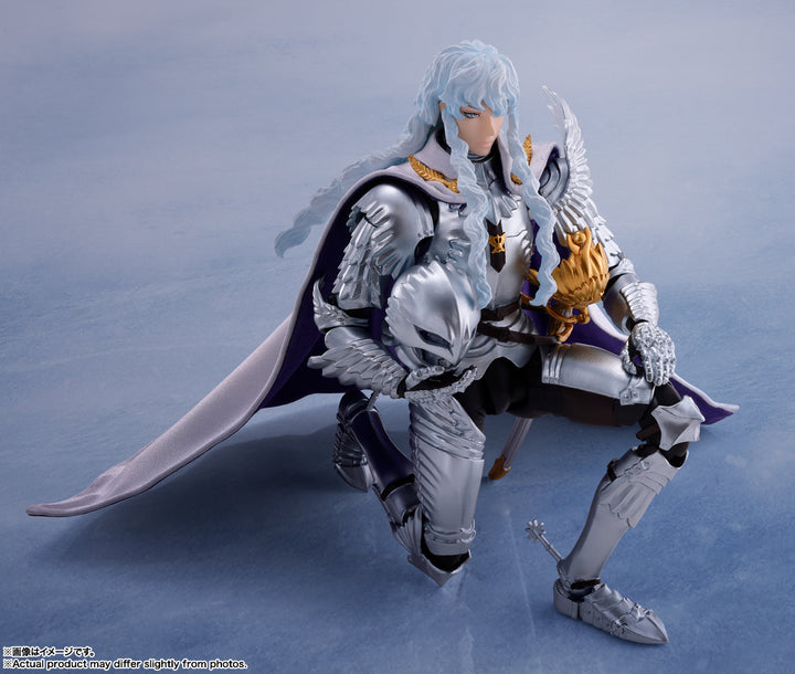 S.H.Figuarts Griffith (Hawk Of Light)_3